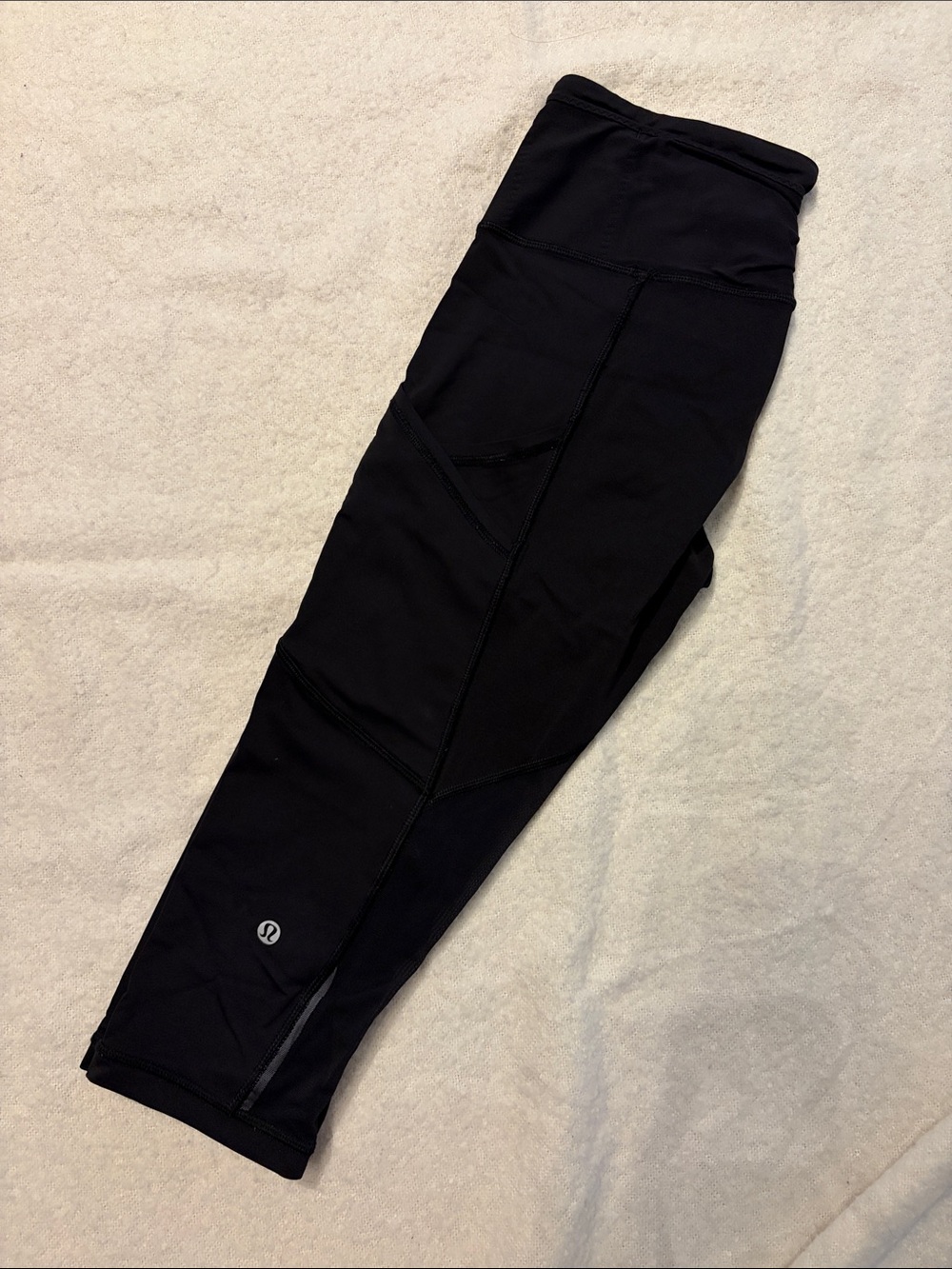 lululemon cropped leggings with ruching on back